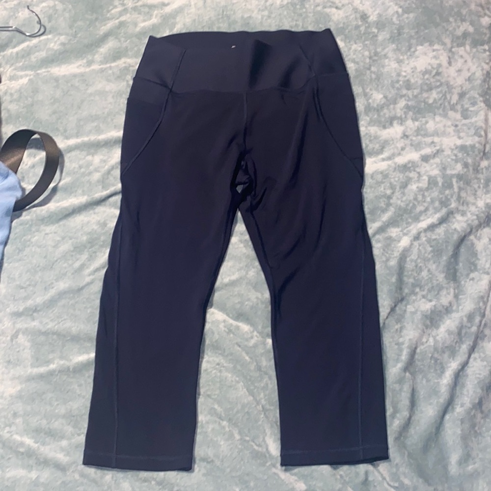Gapfit Sculpt Compression Capri